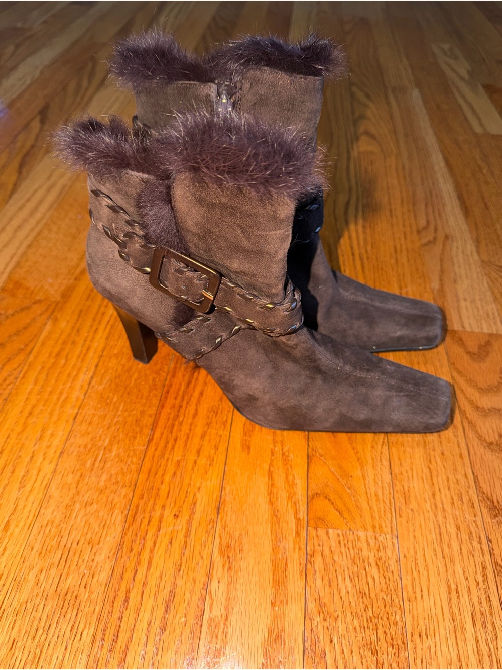 Apostrophe Dark Brown Suede Fur-Trim Ankle Boots